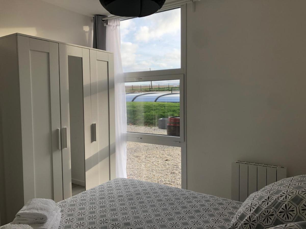 Le Hameau Du Peu Villa Châteauvieux Buitenkant foto